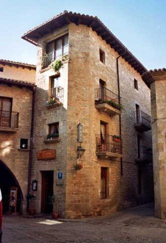 Hostal Las Coronas Sos del Rey Católico Exterior foto